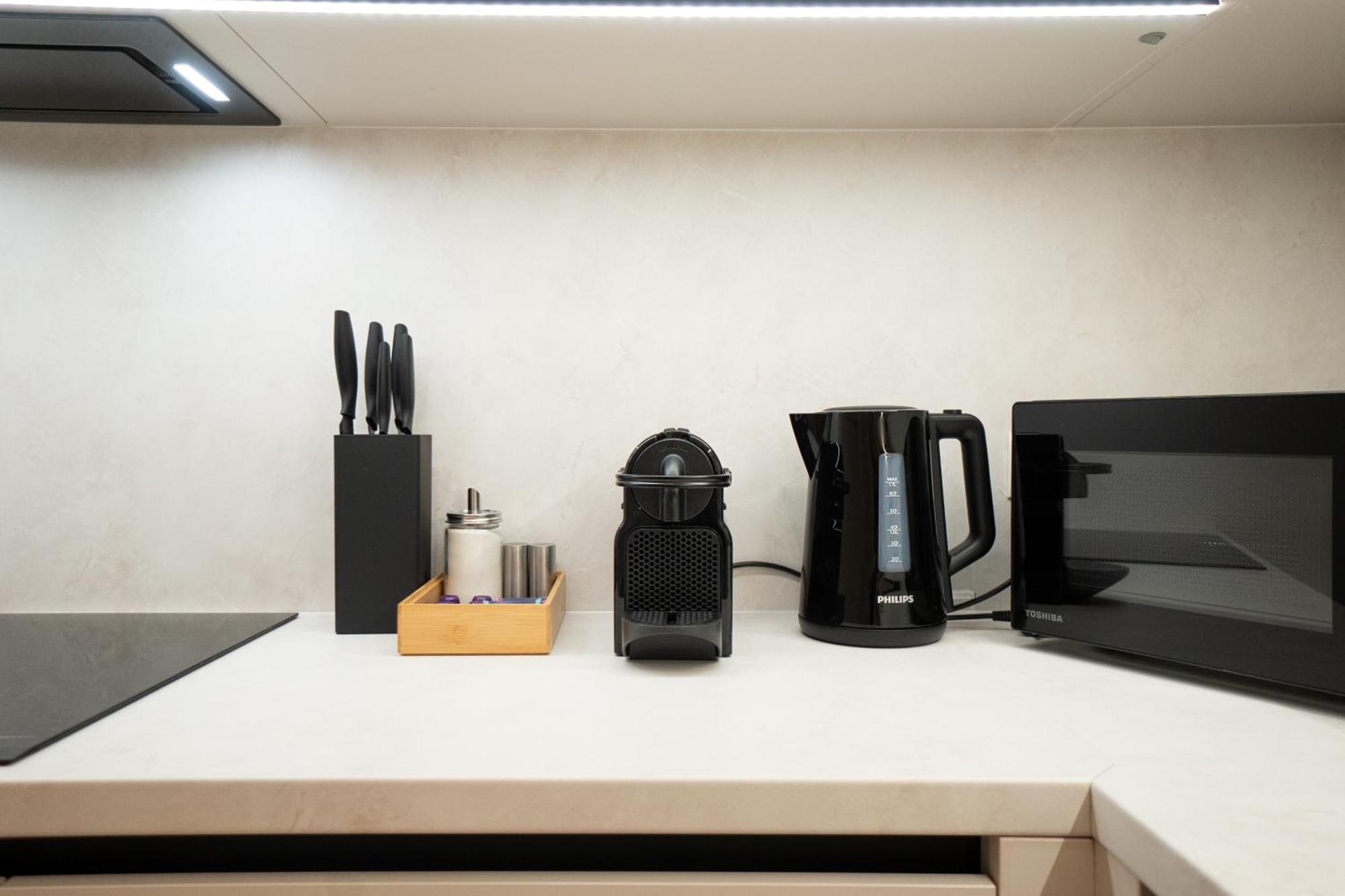 Chic & Cozy 104m2 Flat, Walk To Attractions * Wien