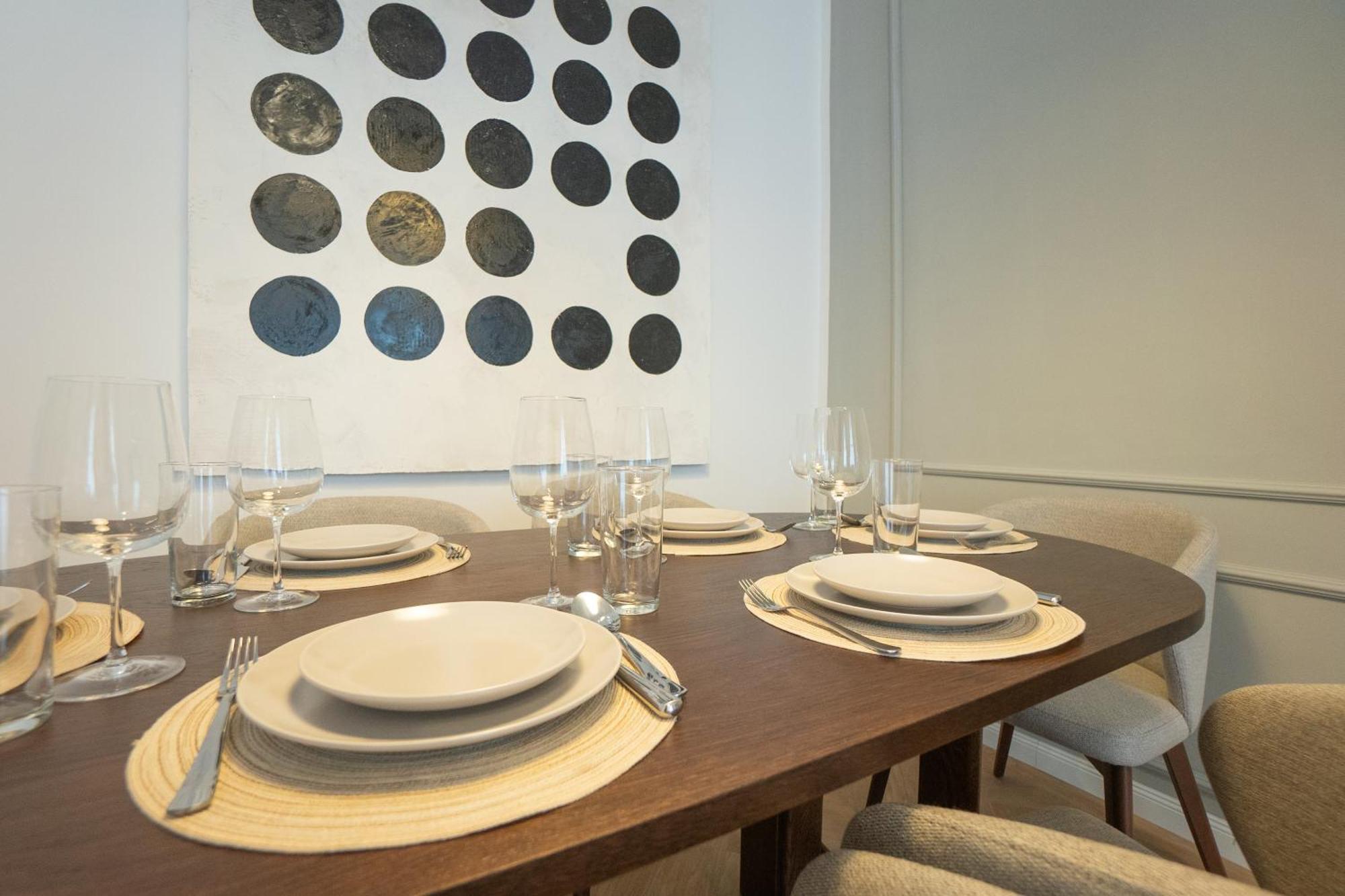 Chic & Cozy 104m2 Flat, Walk To Attractions Apartment Wien